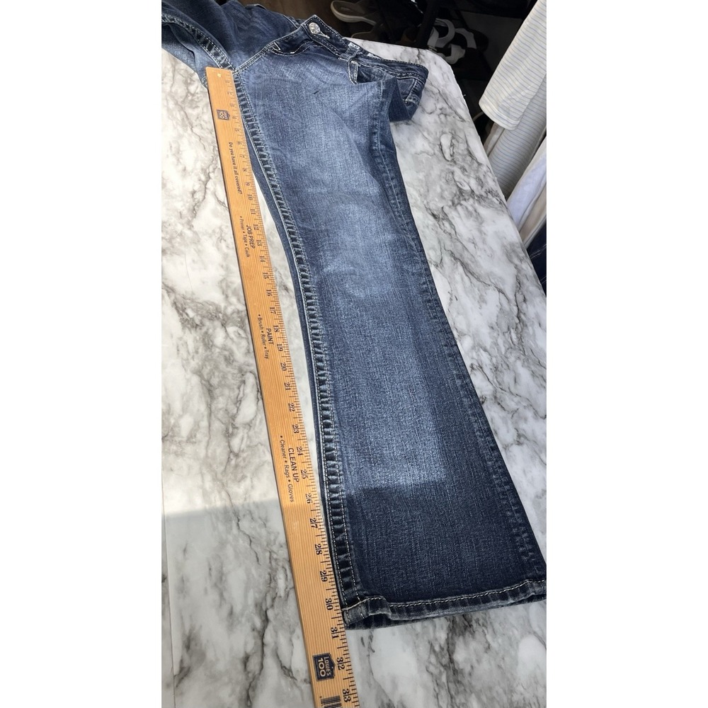 Miss Me Relaxed Bootcut Denim Jeans Embellished pockets 28X32 Y2K Low Rise - Picture 10 of 11